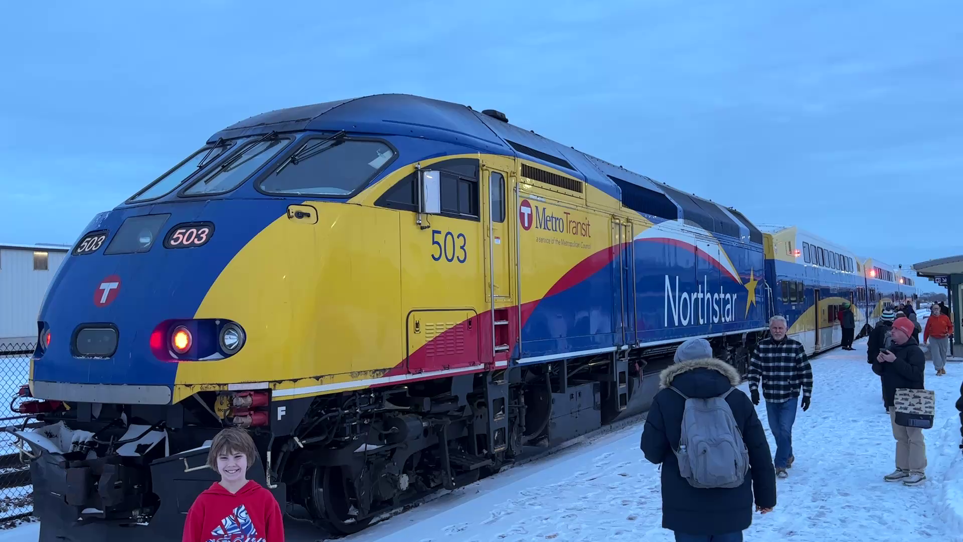 Locomotive #501 idles at Big Lake before the last northbound trip.